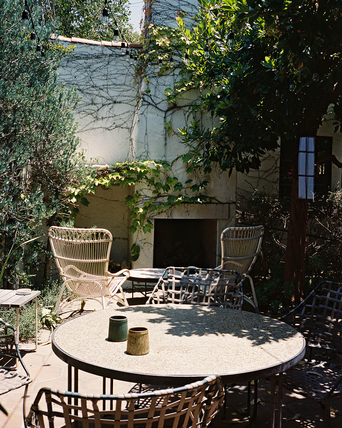 Zoe Dering Green Ribbed Mug