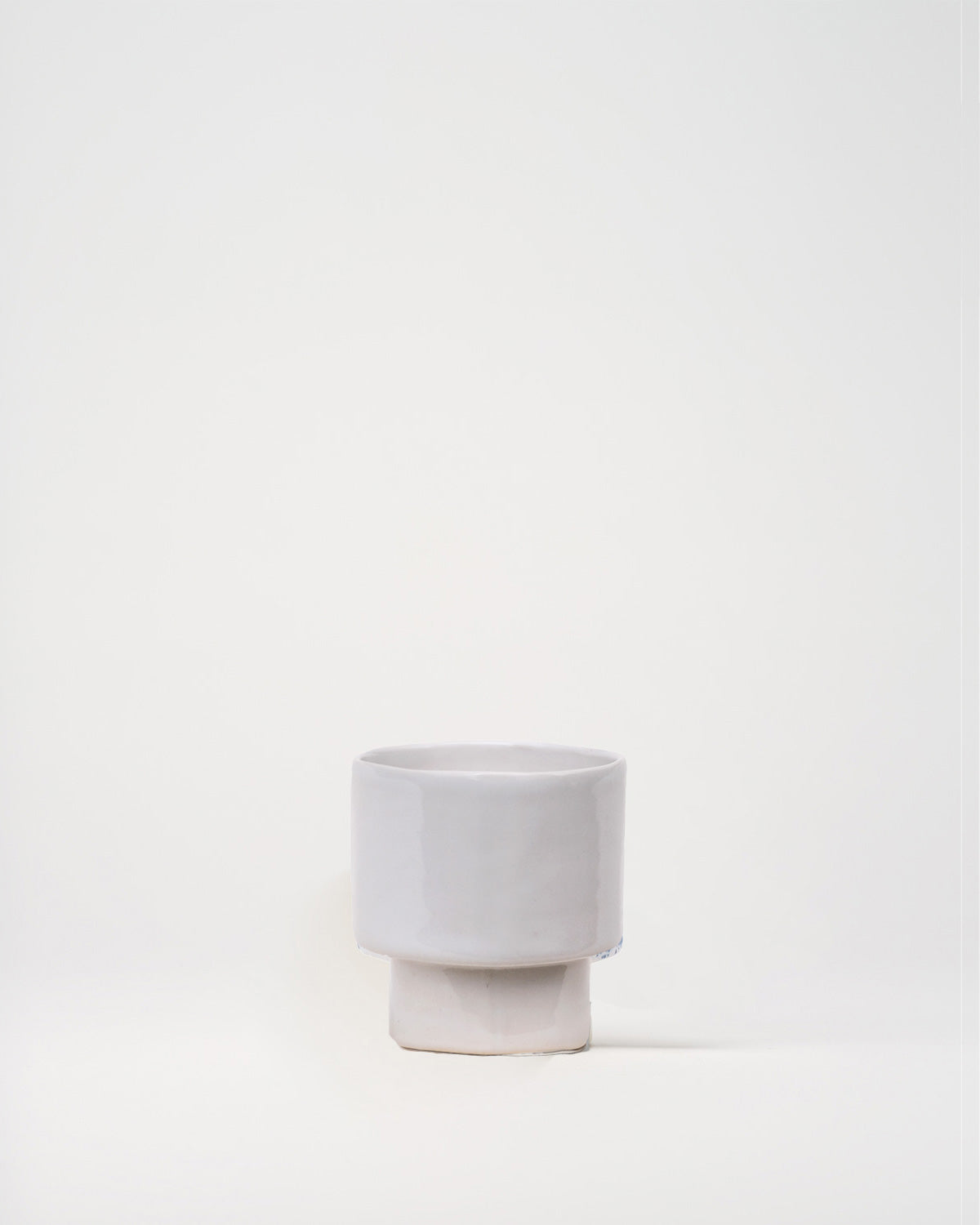 Lips Atelier Espresso Cup in White